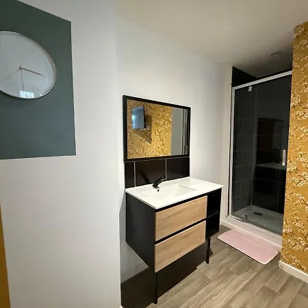 Jaune #4#- Douceur & Confort-self Check-in Apartment Roubaix
