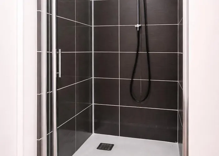 Petit Cocon Moderne Cuisine Equipee Tv Wifi Appartement *